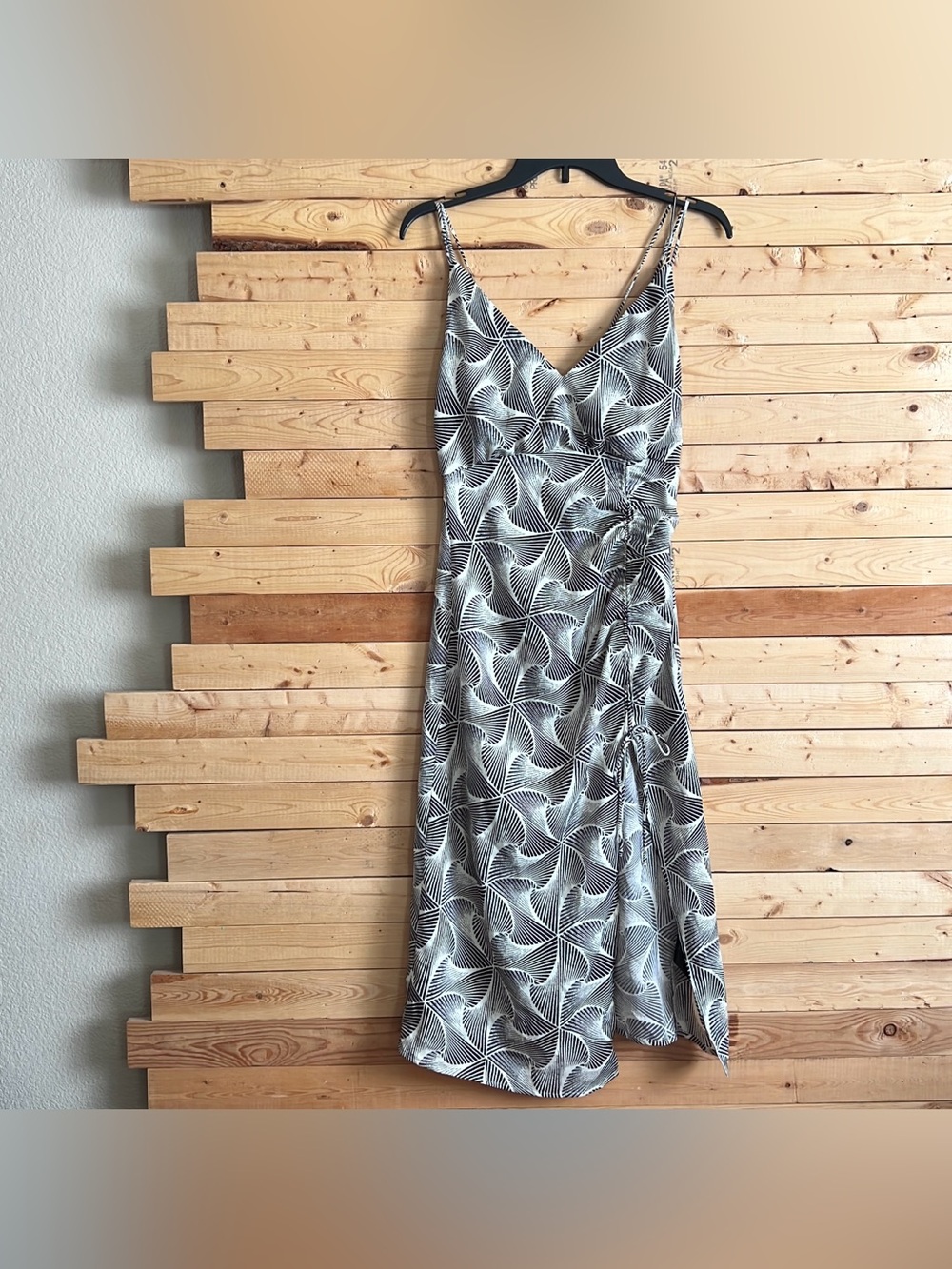 Urban Outfitters Black & Cream Abstract Spaghetti Strap sexy Dress Petite size S
